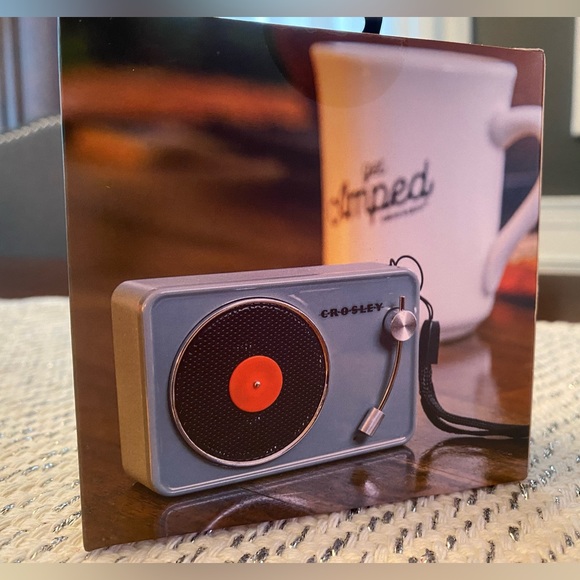 NWT! New. Unopened original box. Crosley mini turntable bluetooth speaker. - Picture 9 of 12